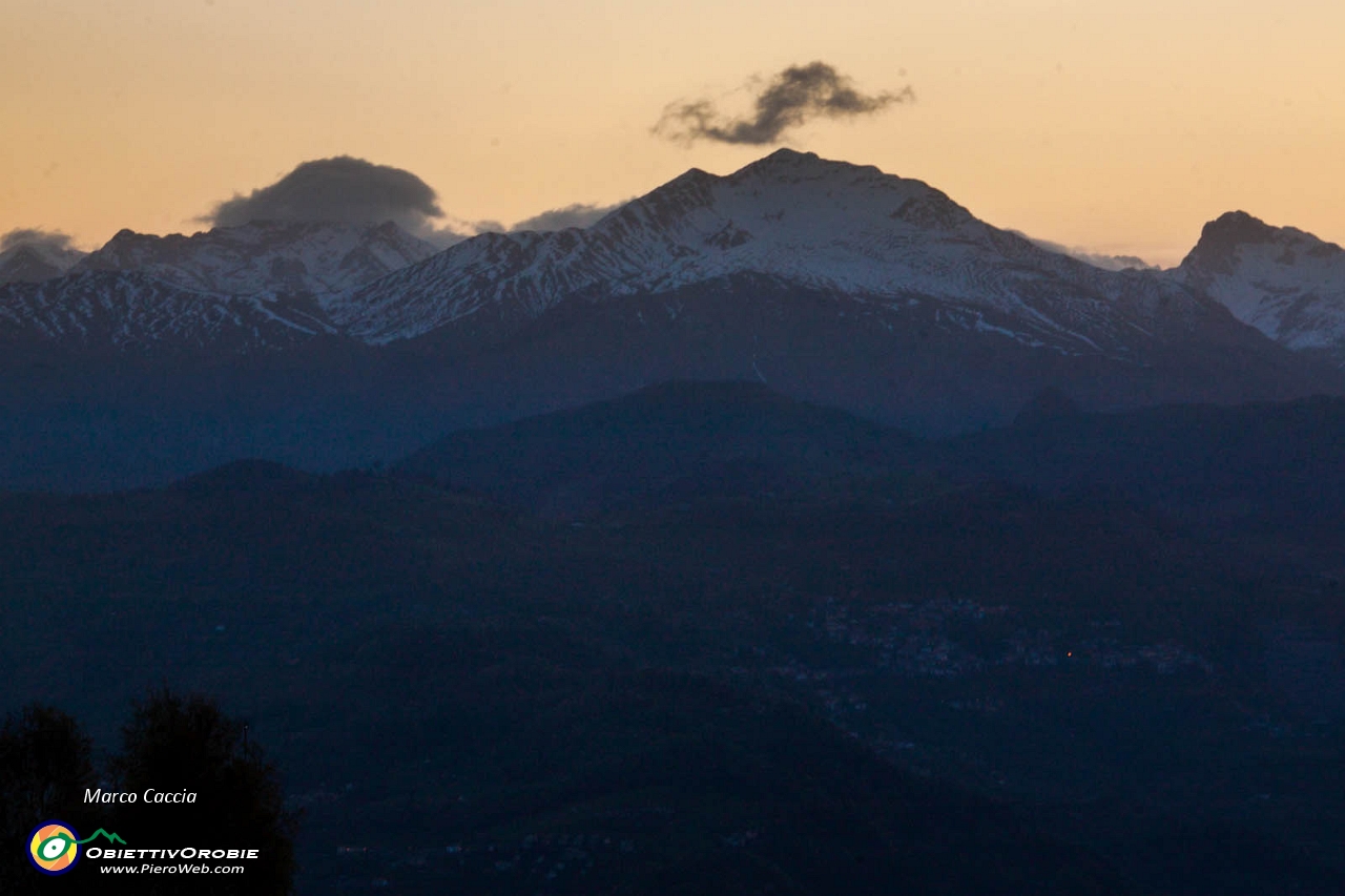 l'ultima alba di Aprile-4.JPG